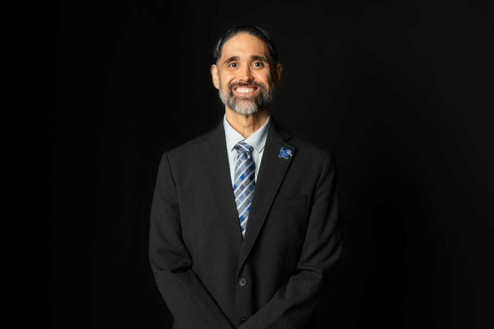 Stephen Cocumelli Headshot