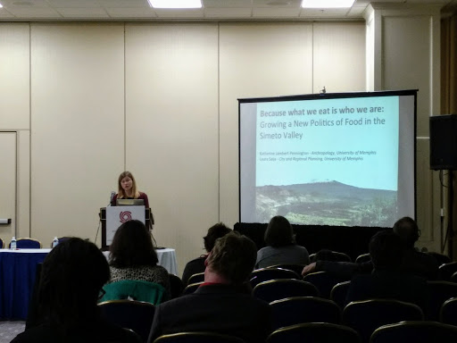 Dr. Katherine Lambert-Pennington Presenting Dr. Katherine Lambert-Pennington Presenting