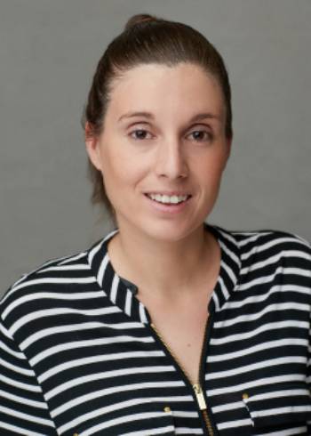 Dr. Ana Doblas headshot