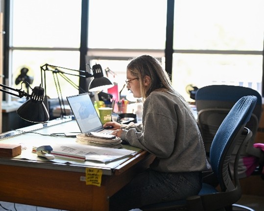 LinkedIn Tips for Graduate Students: Growing Your Career in Memphis and Beyond