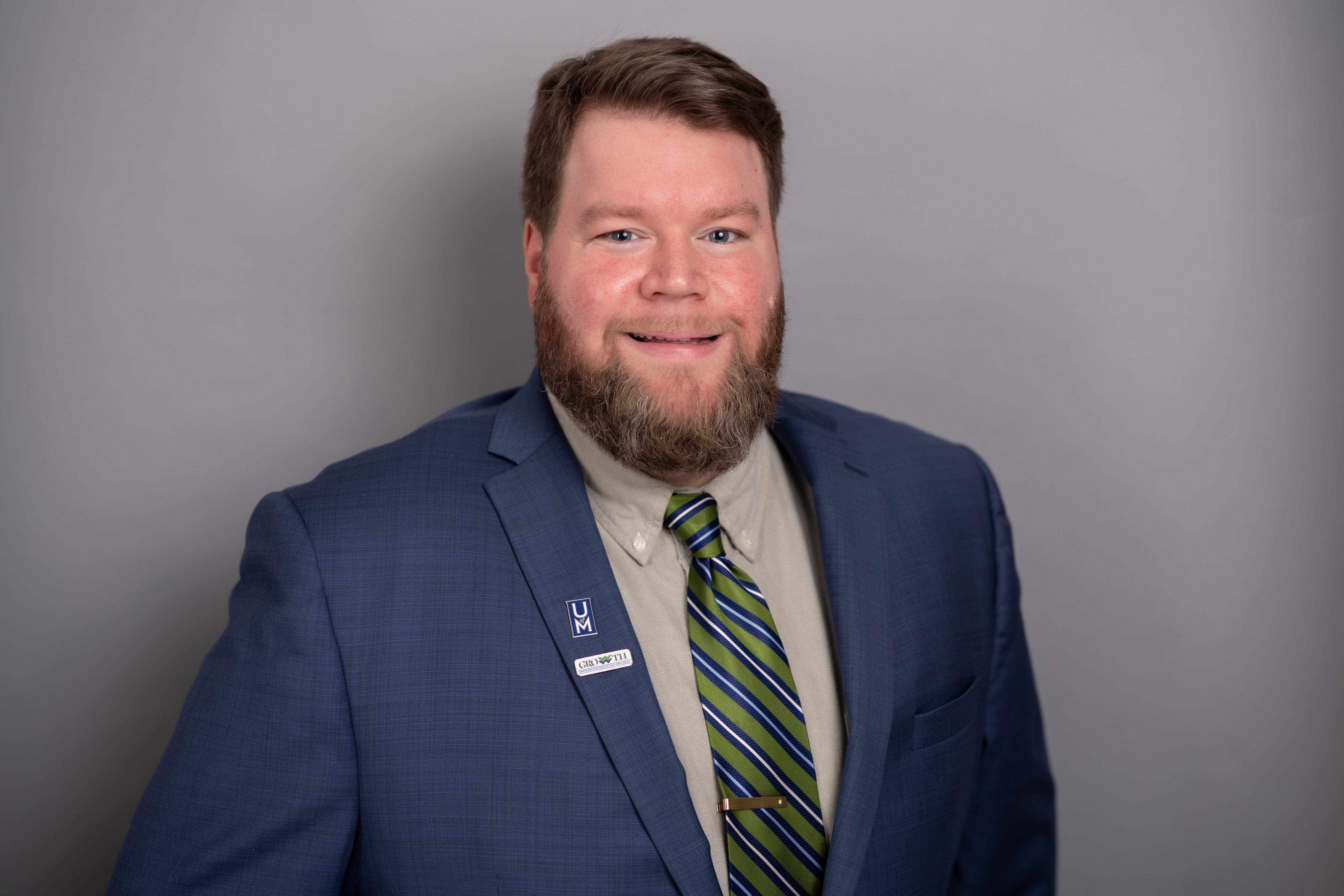 Headshot of Matthew Breazeale