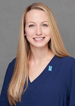 Tara Hunter Faculty Photo