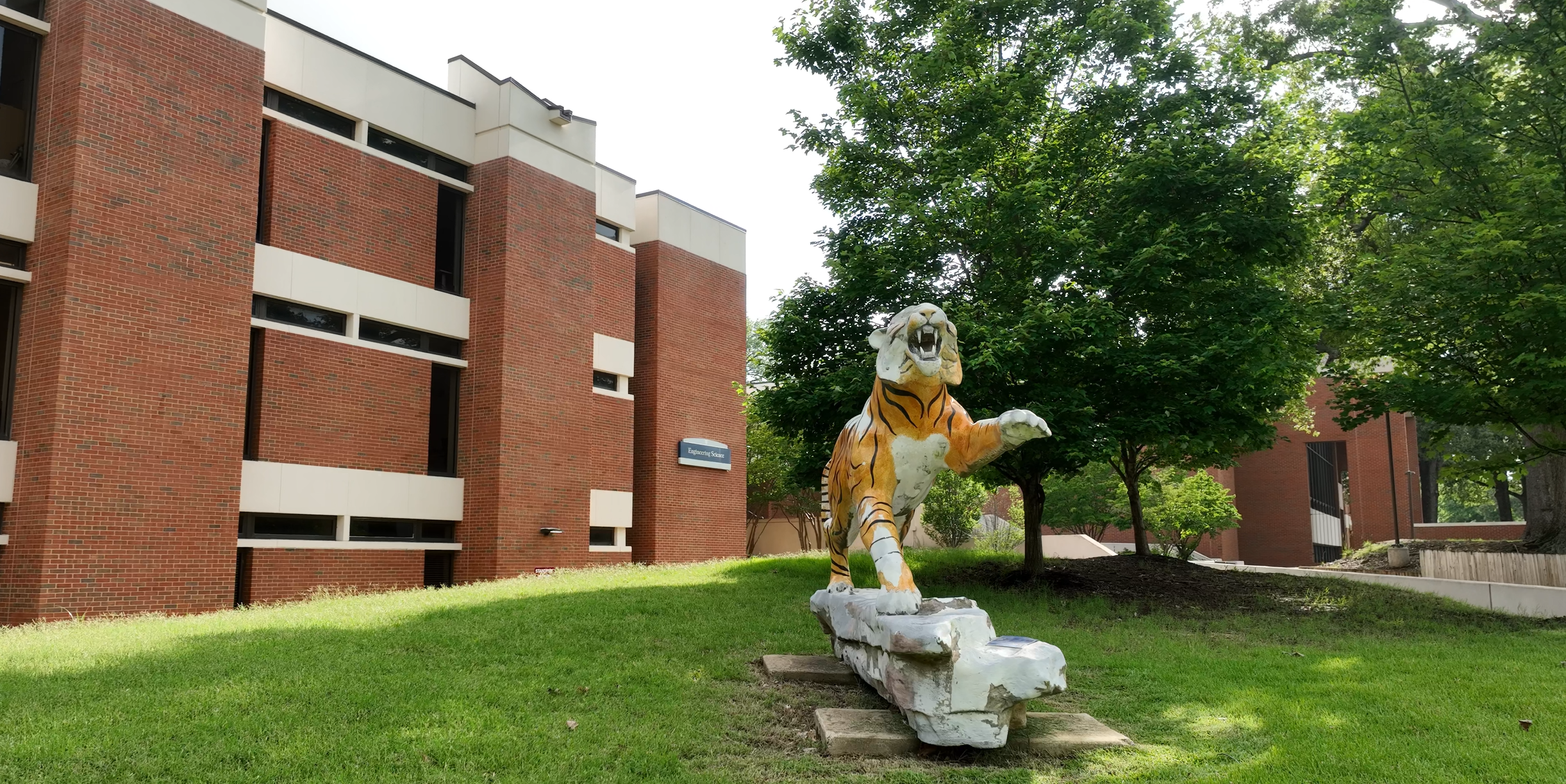 Engineering Science Building