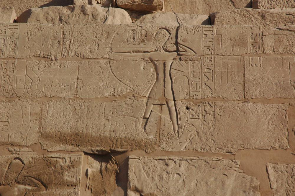 Ramesses II attacking Syrian town