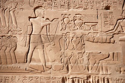 Presentation of booty