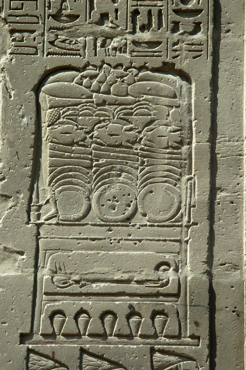 Presentation of booty 33