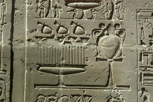 Presentation of booty 16