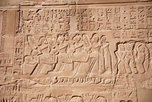 Presentation of booty