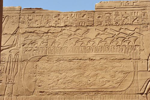 Plate 44 (B88) - Ramesses II, with Horus and Khnum, trapping birds in clapnet before Thoth and Seshat-Neith