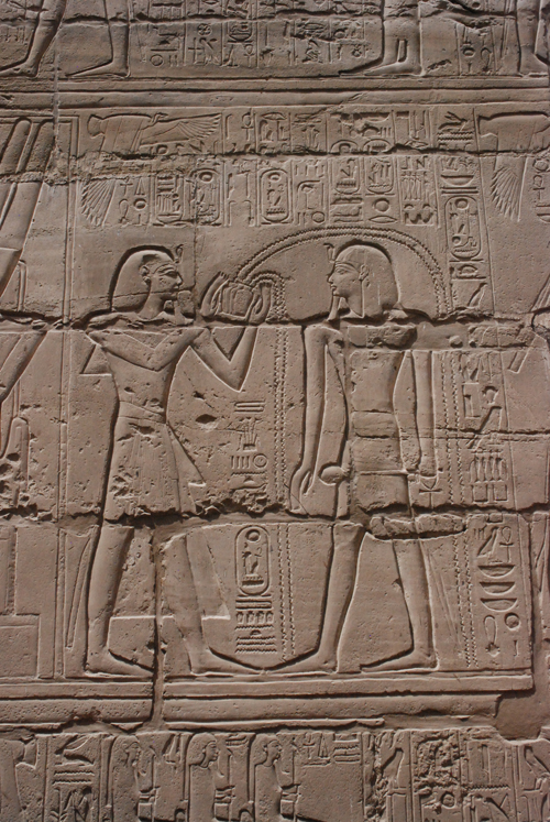 Plate 48 (B92) - Ramesses II purifying a statue of Sety I
