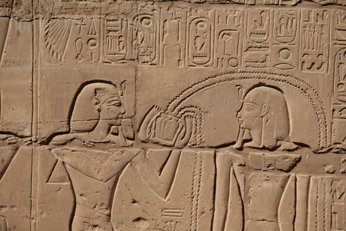 Plate 48 (B92) - Ramesses II purifying a statue of Sety I