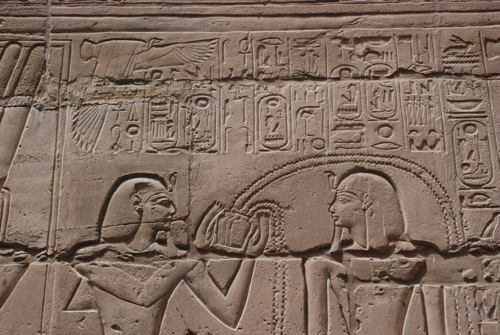 Plate 48 (B92) - Ramesses II purifying a statue of Sety I