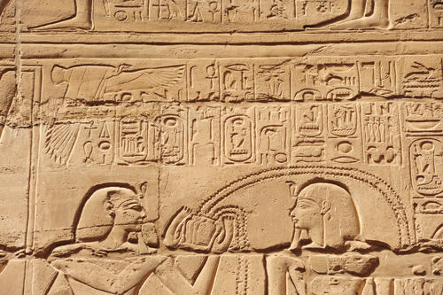 Plate 48 (B92) - Ramesses II purifying a statue of Sety I