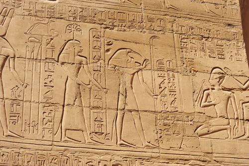 Plate 49 (B93) - Thoth and Seshat inscribing many years or reign for Ramesses II kneeling in kiosk with Amun-Re