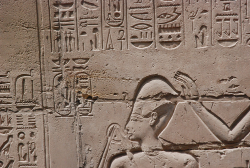 Plate 49 (B93) - Thoth and Seshat inscribing many years or reign for Ramesses II kneeling in kiosk with Amun-Re