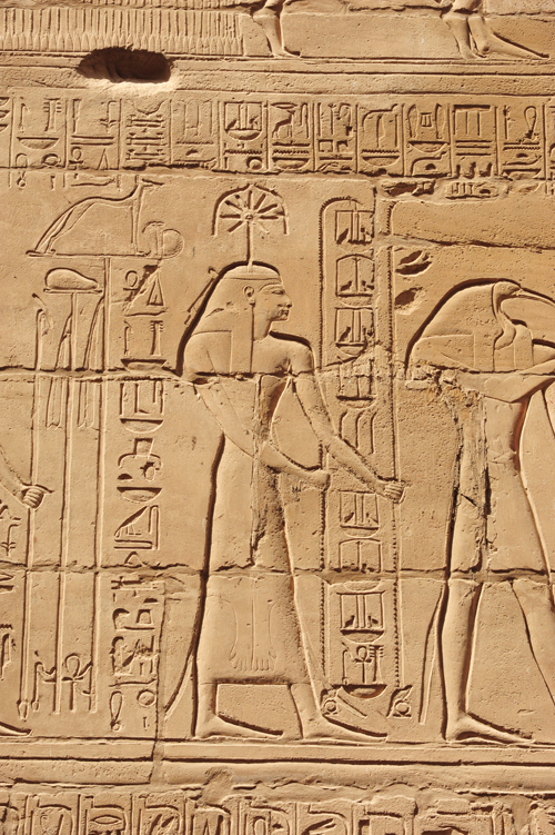 Plate 49 (B93) - Thoth and Seshat inscribing many years or reign for Ramesses II kneeling in kiosk with Amun-Re