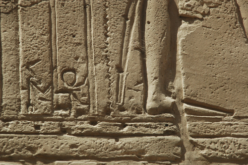 Plate 51 (B95-96) - Ramesses II emerging from the palace (left, B96) and being purified by Khnum (right, B95)