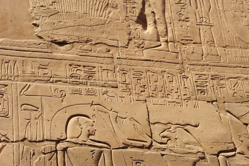 Plate 51 (B95-96) - Ramesses II emerging from the palace (left, B96) and being purified by Khnum (right, B95)