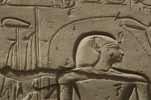 Plate 51 (B95-96) - Ramesses II emerging from the palace (left, B96) and being purified by Khnum (right, B95)