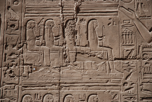 Plate 52 (B97-98) - Ramesses II receiving regalia and jubilees from Amun-Re in the presence of Mut and Khonsu, while Thoth inscribes years of reign (right, B97) and Iunmutef addresses the Great Ennead (left, B98)