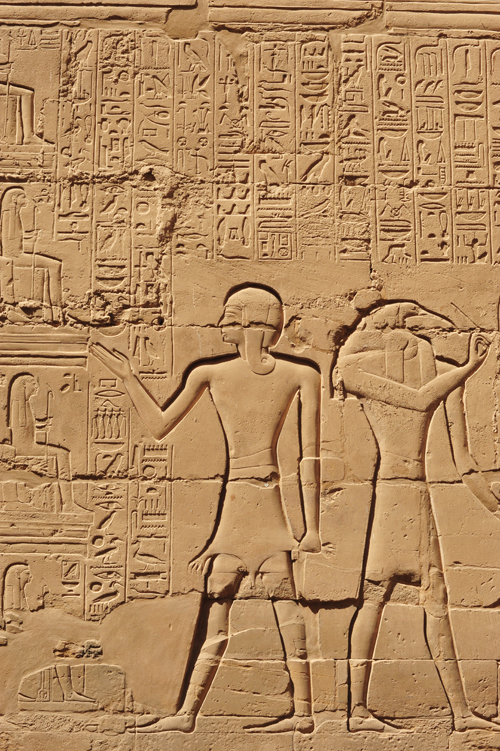 Plate 52 (B97-98) - Ramesses II receiving regalia and jubilees from Amun-Re in the presence of Mut and Khonsu, while Thoth inscribes years of reign (right, B97) and Iunmutef addresses the Great Ennead (left, B98)