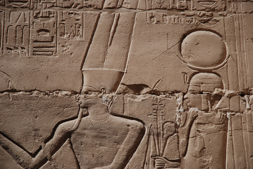 Plate 52 (B97-98) - Ramesses II receiving regalia and jubilees from Amun-Re in the presence of Mut and Khonsu, while Thoth inscribes years of reign (right, B97) and Iunmutef addresses the Great Ennead (left, B98)