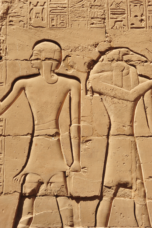 Plate 52 (B97-98) - Ramesses II receiving regalia and jubilees from Amun-Re in the presence of Mut and Khonsu, while Thoth inscribes years of reign (right, B97) and Iunmutef addresses the Great Ennead (left, B98)