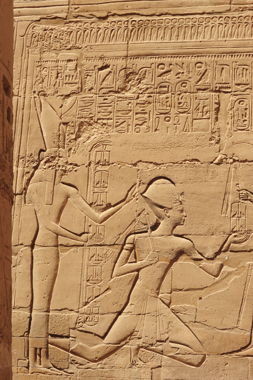 Plate 52 (B97-98) - Ramesses II receiving regalia and jubilees from Amun-Re in the presence of Mut and Khonsu, while Thoth inscribes years of reign (right, B97) and Iunmutef addresses the Great Ennead (left, B98)