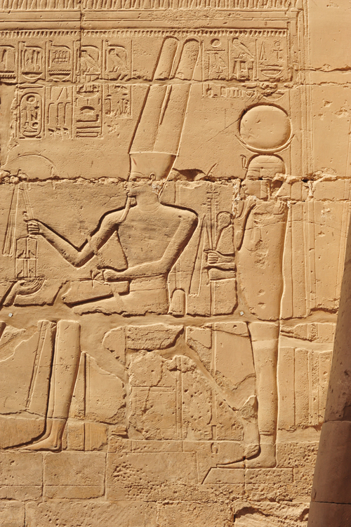 Plate 52 (B97-98) - Ramesses II receiving regalia and jubilees from Amun-Re in the presence of Mut and Khonsu, while Thoth inscribes years of reign (right, B97) and Iunmutef addresses the Great Ennead (left, B98)