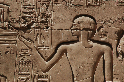 Plate 52 (B97-98) - Ramesses II receiving regalia and jubilees from Amun-Re in the presence of Mut and Khonsu, while Thoth inscribes years of reign (right, B97) and Iunmutef addresses the Great Ennead (left, B98)