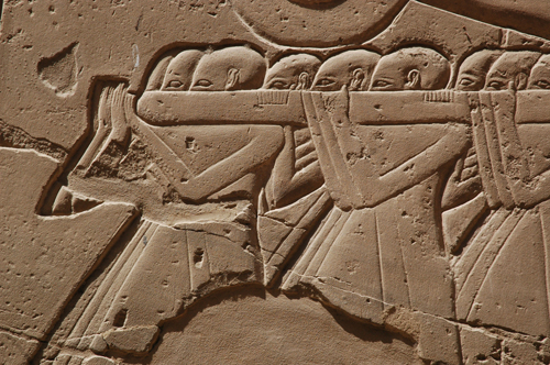 Plate 53 (B99-100) - Ramesses II censing the procession of barks of the Theban Triad followed by Sety I