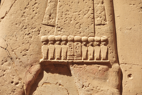 Plate 53 (B99-100) - Ramesses II censing the procession of barks of the Theban Triad followed by Sety I