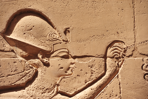 Plate 53 (B99-100) - Ramesses II censing the procession of barks of the Theban Triad followed by Sety I