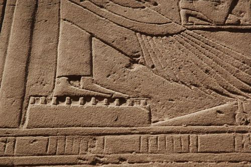 Plate 53 (B99-100) - Ramesses II censing the procession of barks of the Theban Triad followed by Sety I