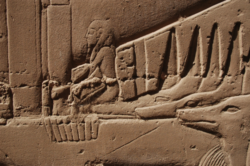 Plate 53 (B99-100) - Ramesses II censing the procession of barks of the Theban Triad followed by Sety I