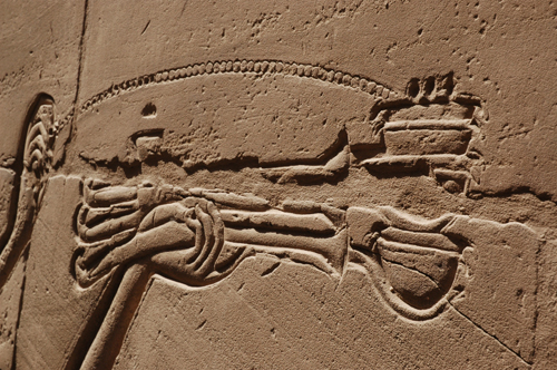 Plate 53 (B99-100) - Ramesses II censing the procession of barks of the Theban Triad followed by Sety I