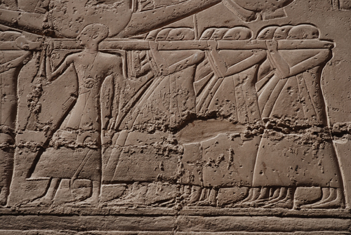 Plate 53 (B99-100) - Ramesses II censing the procession of barks of the Theban Triad followed by Sety I