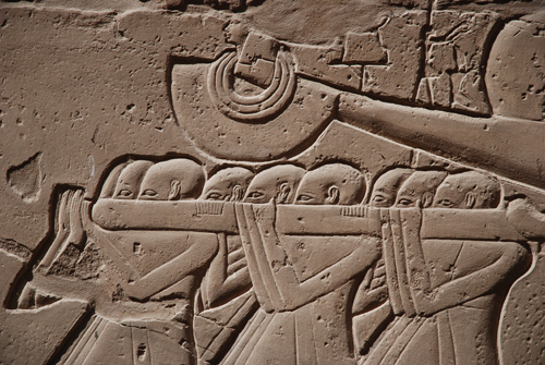 Plate 53 (B99-100) - Ramesses II censing the procession of barks of the Theban Triad followed by Sety I