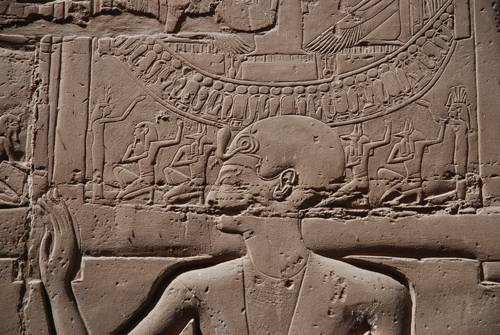 Plate 53 (B99-100) - Ramesses II censing the procession of barks of the Theban Triad followed by Sety I