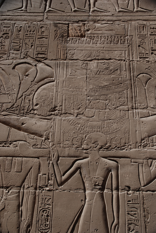 Plate 53 (B99-100) - Ramesses II censing the procession of barks of the Theban Triad followed by Sety I