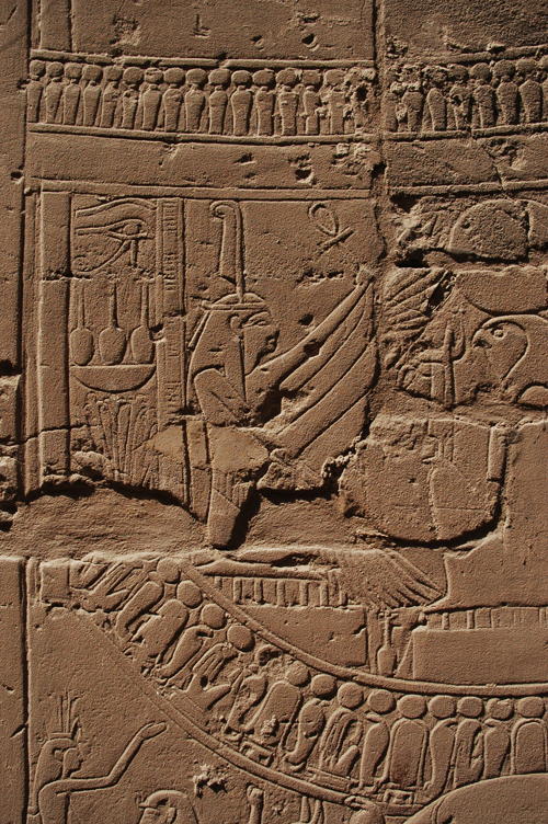 Plate 53 (B99-100) - Ramesses II censing the procession of barks of the Theban Triad followed by Sety I