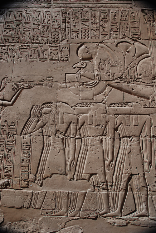 Plate 53 (B99-100) - Ramesses II censing the procession of barks of the Theban Triad followed by Sety I