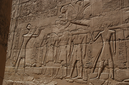 Plate 53 (B99-100) - Ramesses II censing the procession of barks of the Theban Triad followed by Sety I