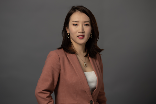 Yafang Li headshot