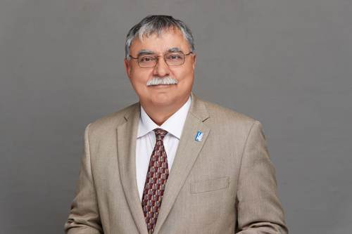 Jasbir Dhaliwal Headshot