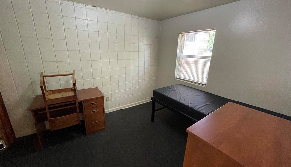 Townhouse - Small Bedroom