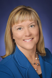 Dr. Robin Lennon-Dearing