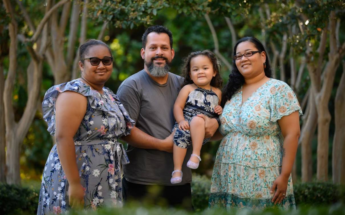family and student at parent's weekend
